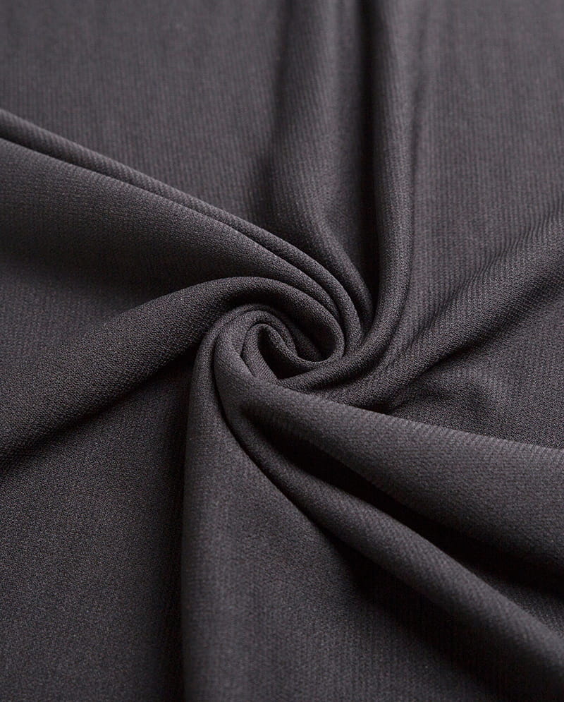 Odolná pletenina proti žmolkovaniu pre bytový textil