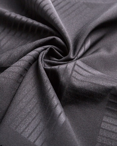 Akú úlohu zohráva osnova a útok v celkovej štruktúre tkaniny?